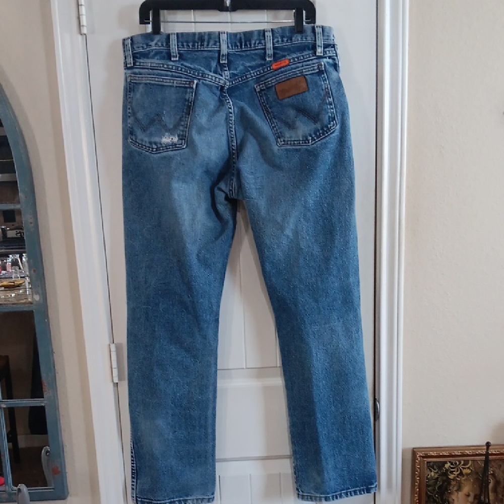 Wrangler13 ORIGINAL FLAME RESISTANT CAT2 2112 Welder Jeans